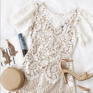 NWT. Lulu’s Pearson White Lace Short Sleeve Dress.